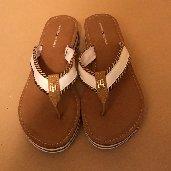 tommy hilfiger women's slide sandals